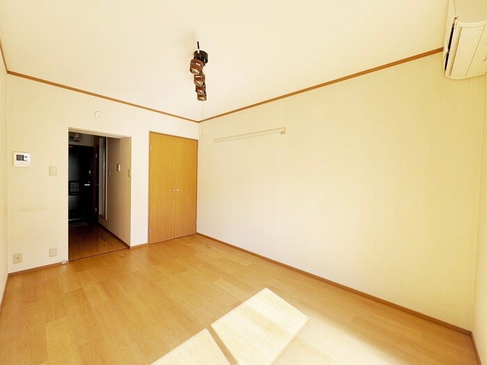 物件内観写真12　(居室)