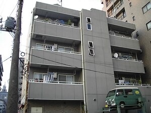 ザザハウス外観写真