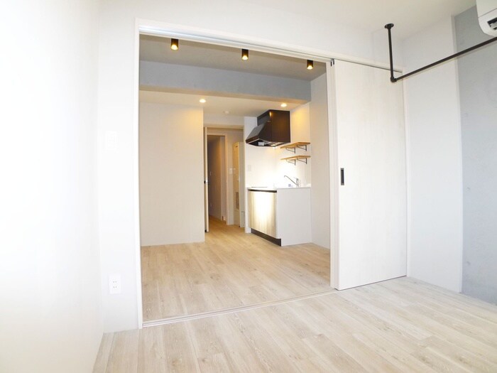 物件内観写真7　(居室)