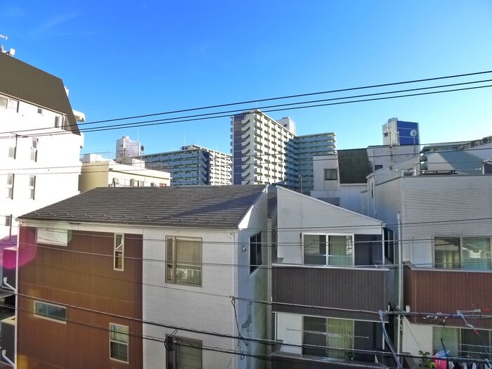 物件内観写真22　(室内からの展望)