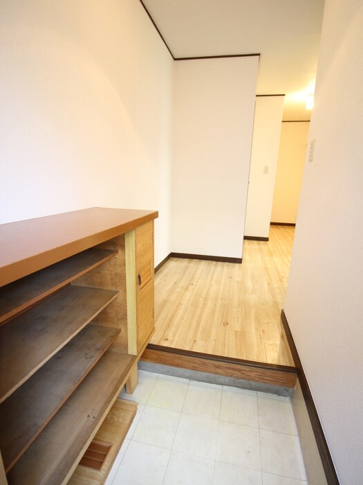 物件内観写真15　(廊下)