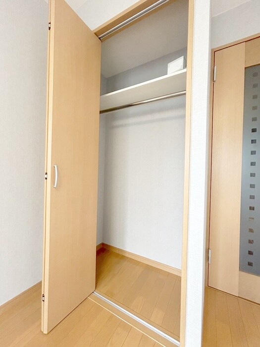物件内観写真11　(収納)