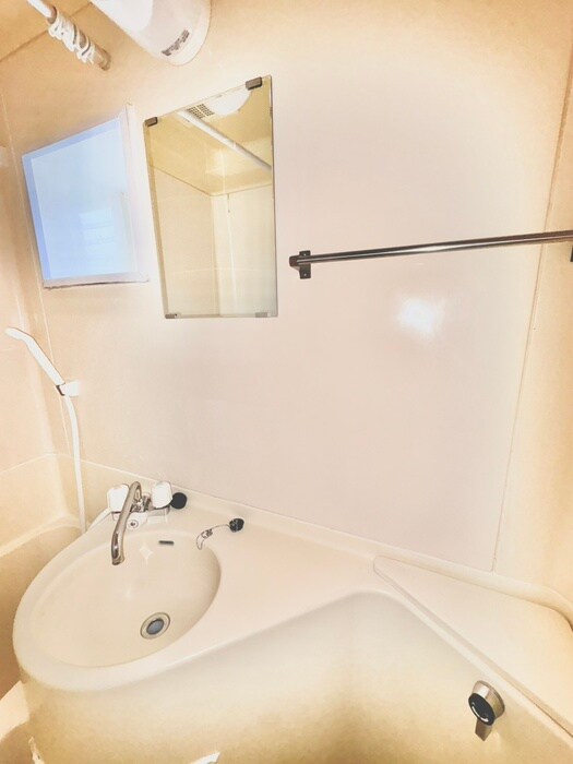 物件内観写真11　(洗面)