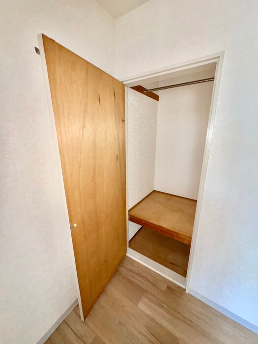 物件内観写真12　(収納)