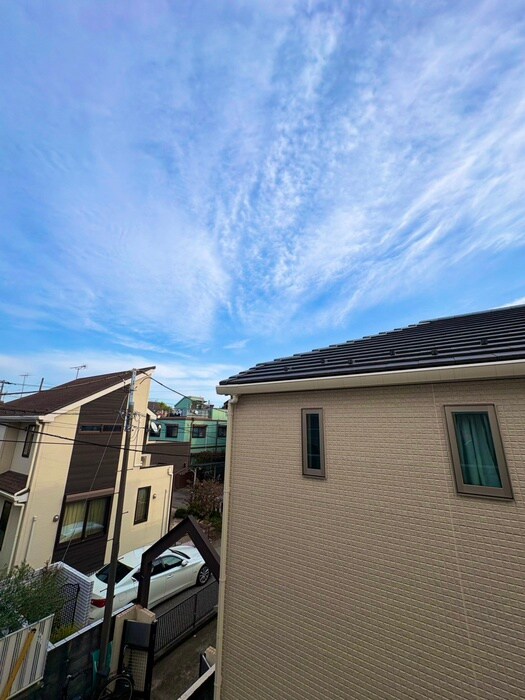 物件内観写真14　(室内からの展望)