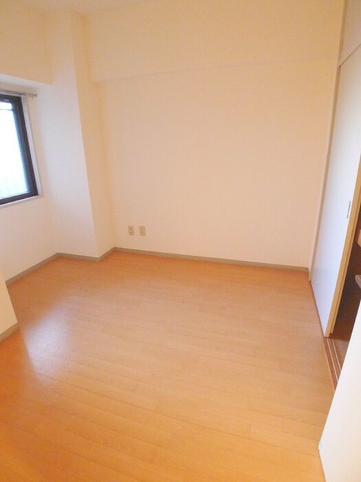 物件内観写真14　(居室)