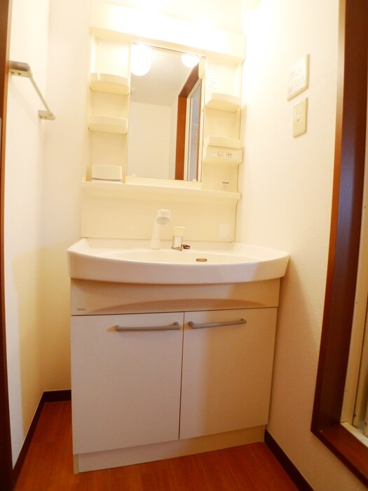 物件内観写真9　(洗面)