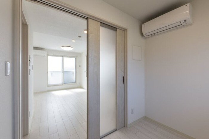 物件内観写真9　(居室)