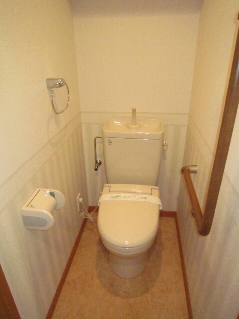 物件内観写真13　(トイレ)