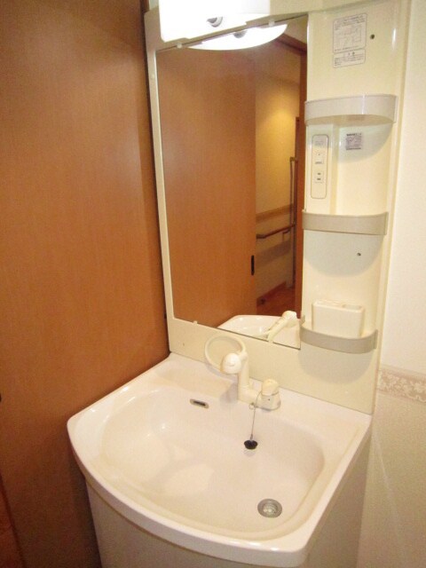 物件内観写真16　(洗面)