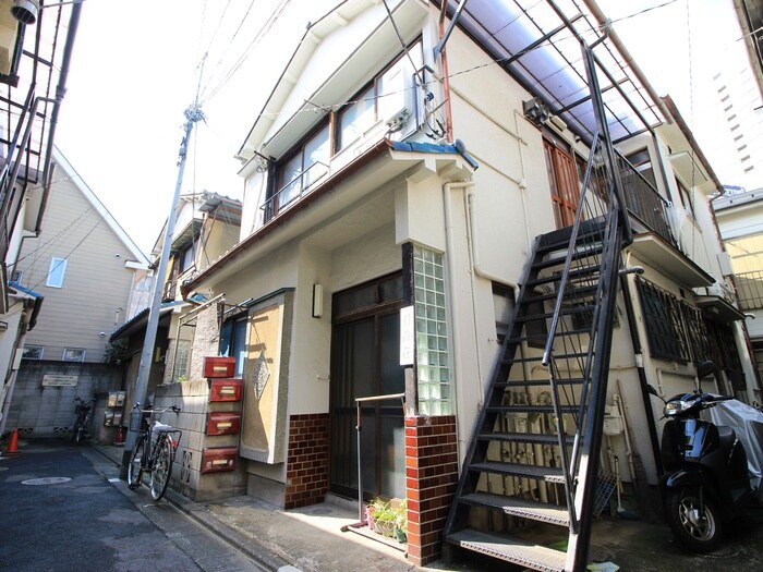 物件外観写真1　(外観写真)