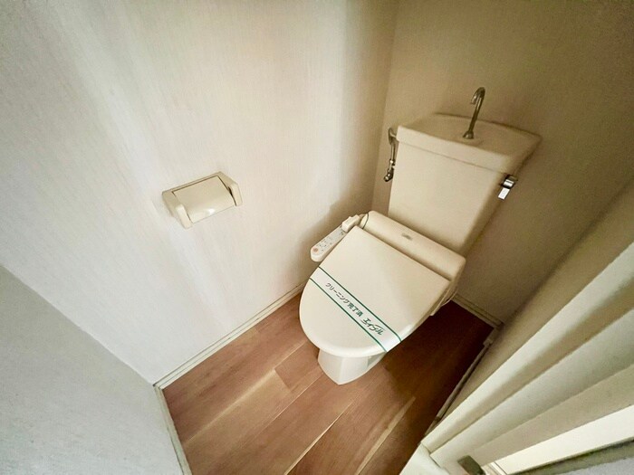 物件内観写真13　(トイレ)