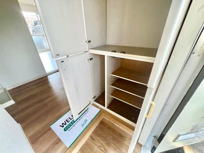 物件内観写真14　(靴箱)