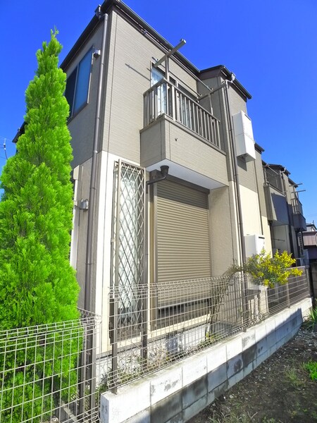 ファミリエールエム本千葉外観写真