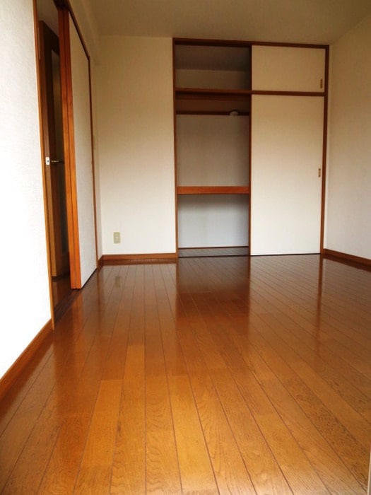 物件内観写真11　(居室)