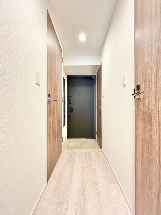 物件内観写真17　(玄関)