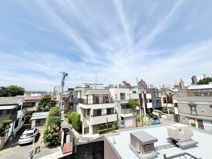 物件内観写真18　(室内からの展望)