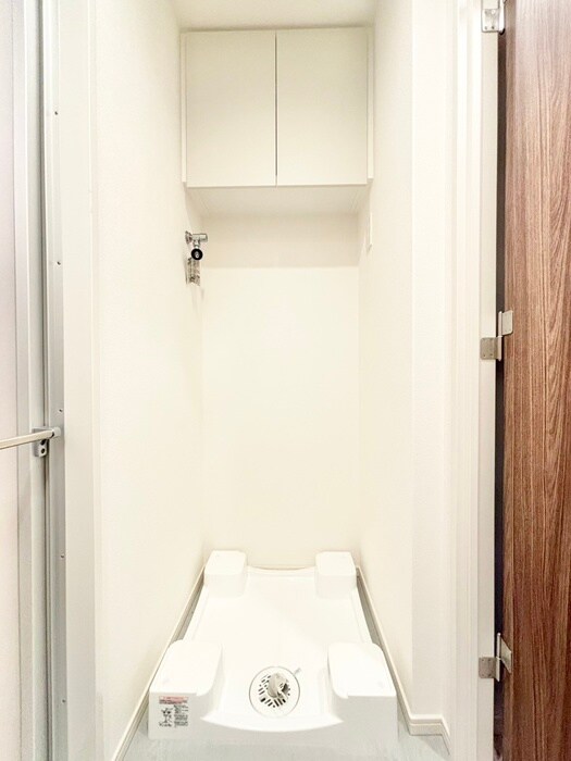 物件内観写真21　(洗濯機置場)