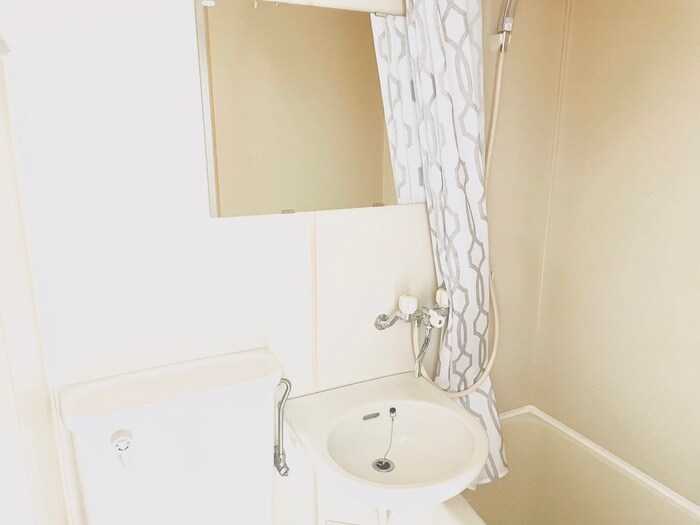 物件内観写真11　(洗面)