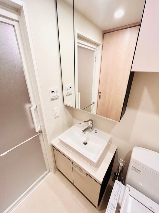 物件内観写真13　(洗面)