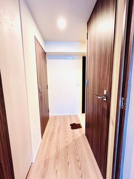 物件内観写真20　(廊下)