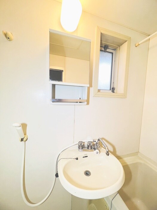 物件内観写真12　(洗面)