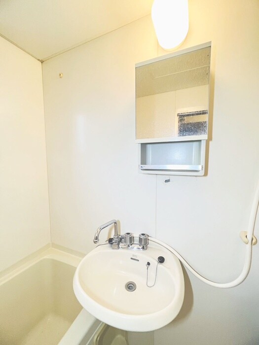 物件内観写真13　(洗面)