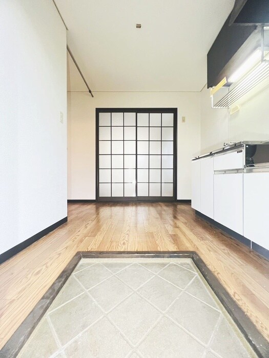 物件内観写真14　(廊下)