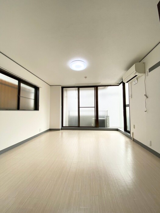 物件内観写真12　(居室)