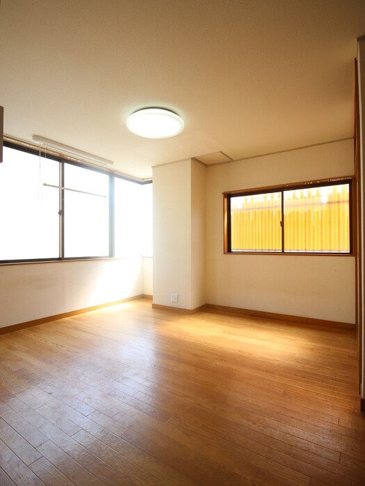 物件内観写真12　(居室)