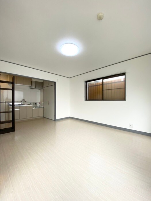 物件内観写真13　(居室)