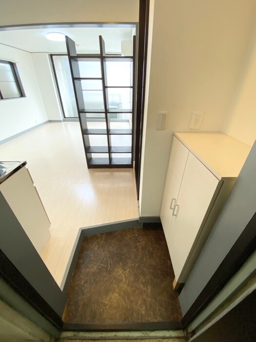 物件内観写真17　(玄関)