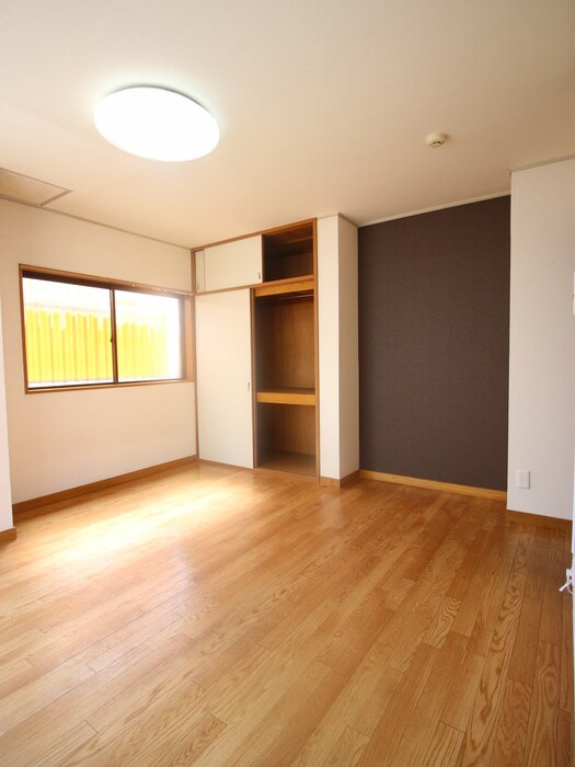 物件内観写真19　(居室)