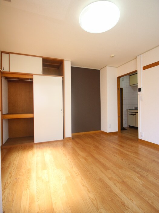 物件内観写真21　(居室)