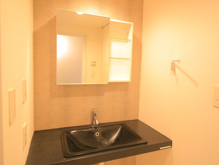 物件内観写真12　(洗面)