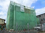 建築中