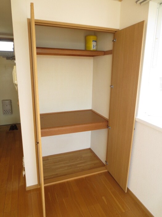 物件内観写真14　(収納)