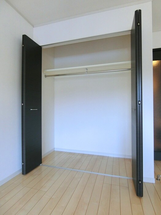 物件内観写真11　(収納)