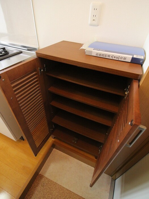 物件内観写真13　(靴箱)