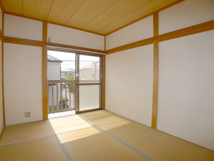 物件内観写真10　(居室)