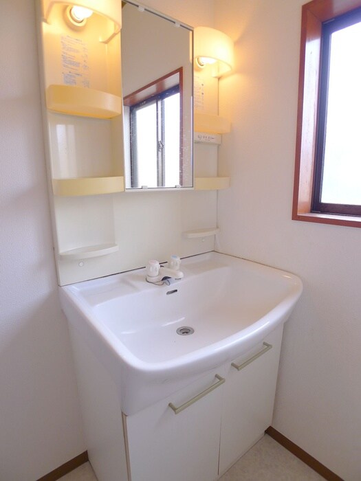 物件内観写真13　(洗面)