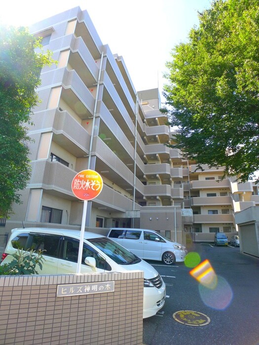 物件外観写真3　(駐車場)