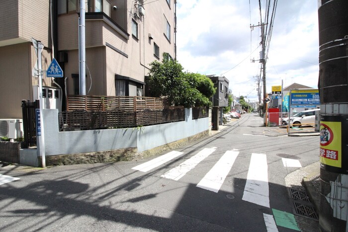 物件外観写真5　(周辺環境)