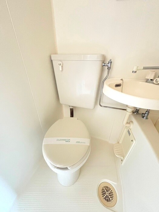 物件内観写真16　(トイレ)