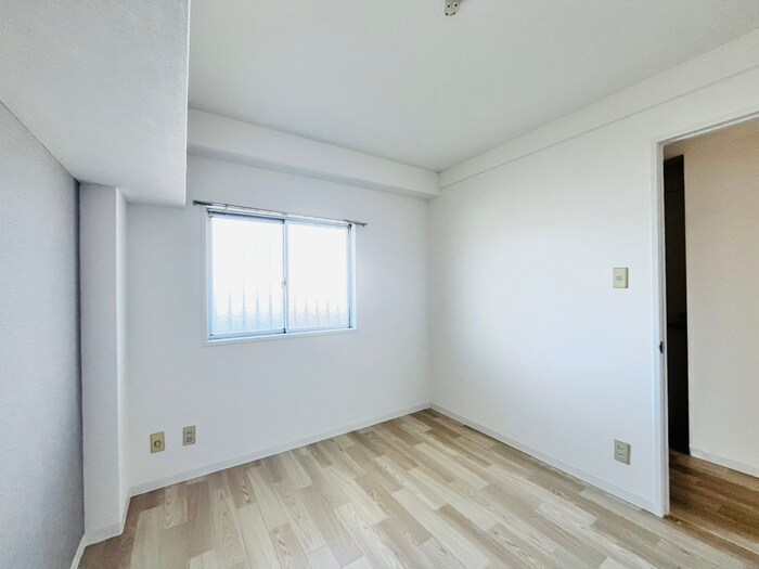 物件内観写真15　(居室)