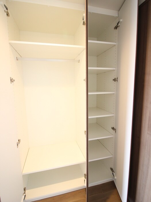 物件内観写真14　(収納)