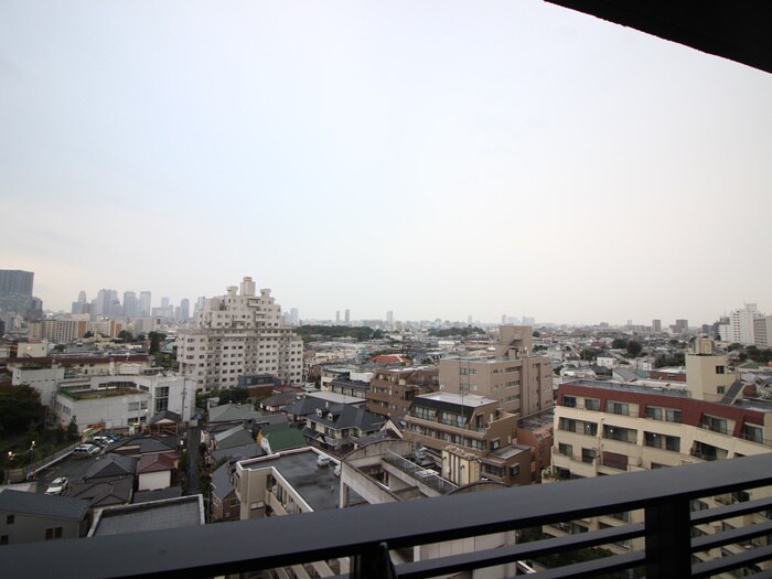 物件内観写真18　(室内からの展望)