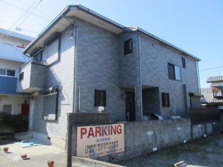 ハイツアワーズ外観写真