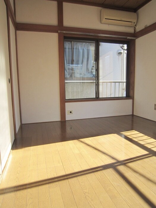 物件内観写真6　(居室)