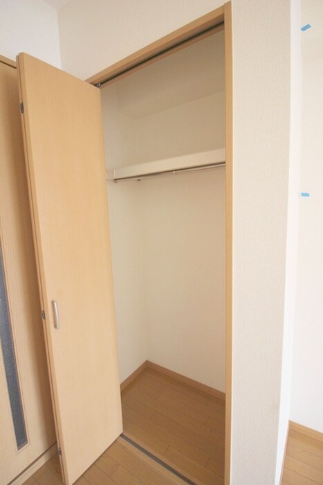 物件内観写真5　(収納)